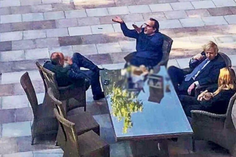 Johnson'ın fotoğrafları &uuml;lkeyi ayağa kaldırdı