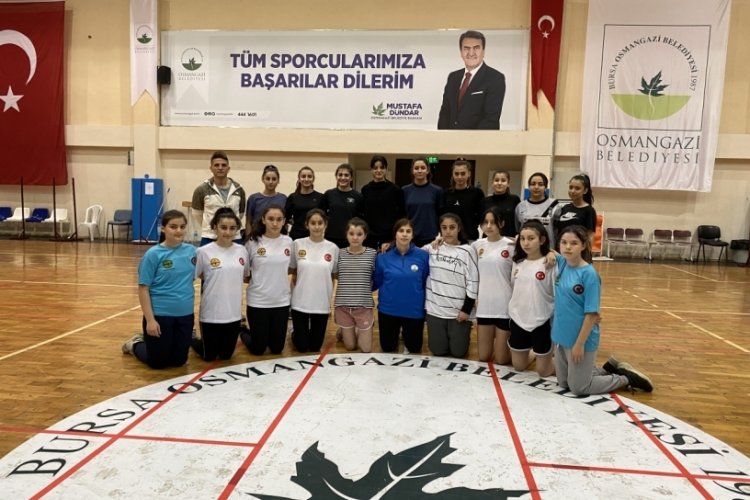 Bursa'da Osmangazi'nin Sultanları ligde iddialı