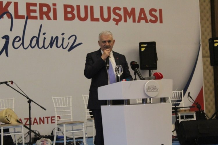 Binali Yıldırım Gaziantep'te 'Hemşeri Dernekleri Buluşması'na katıldı