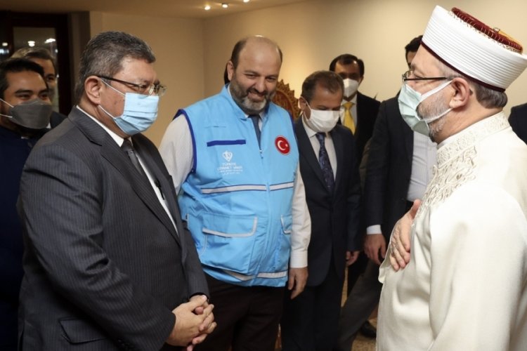 Diyanet İşleri Başkanı Erbaş, Malezya Dışişleri Bakanı Abdullah ile g&ouml;r&uuml;şt&uuml;