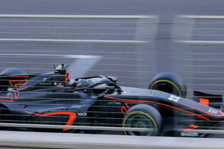 Cem B&ouml;l&uuml;kbaşı, Formula 2 test s&uuml;r&uuml;şlerinde en başarılı 10 pilottan biri oldu