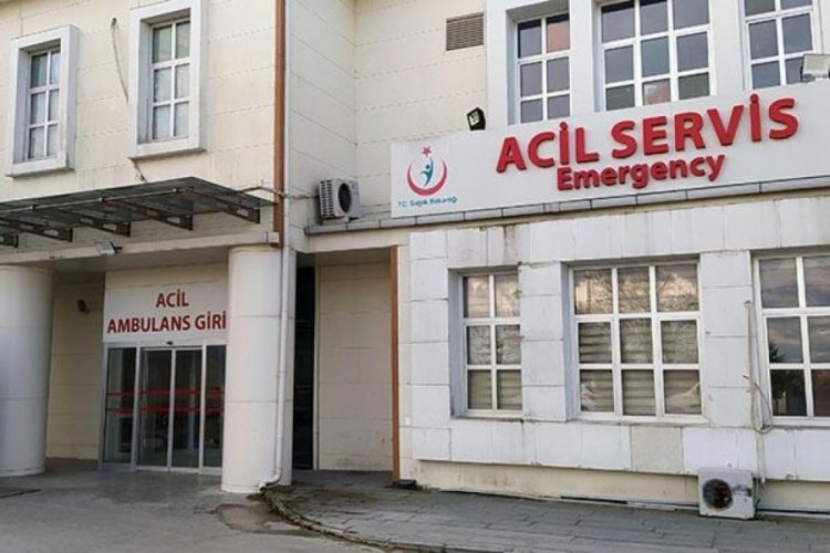 Forkliftin altında kalan iş&ccedil;i hayatını kaybetti