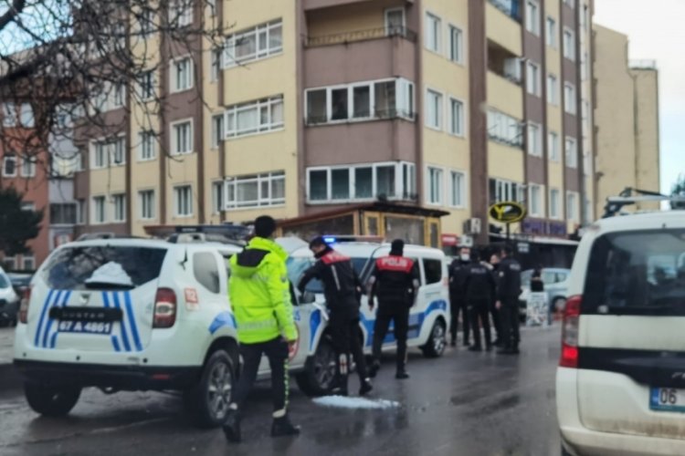 Yemek siparişi verdi, telefonla kuryenin tacizine uğradı