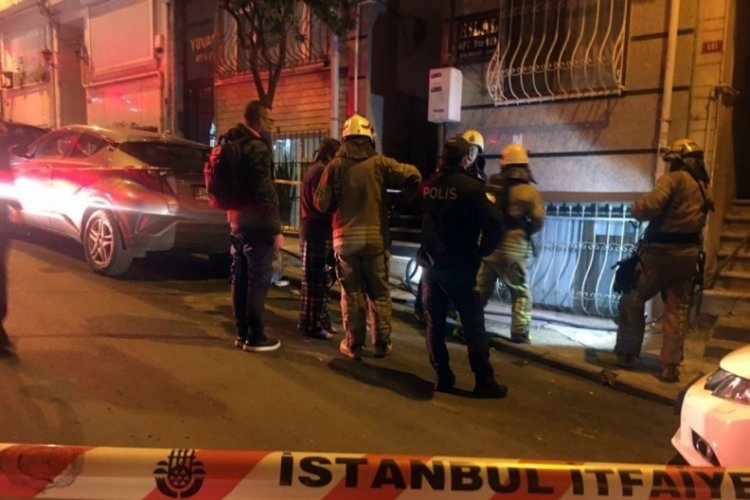 İstanbul'da 5 katlı binanın bodrum katında yangın