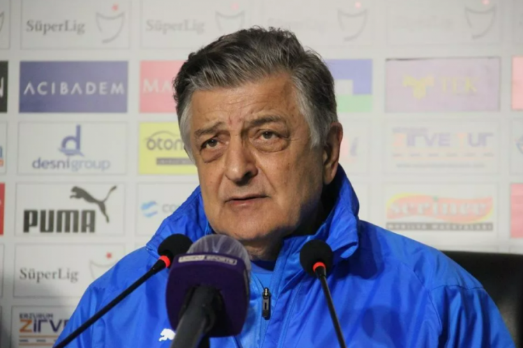 Yılmaz Vural'dan Fenerbah&ccedil;eli taraftarların &ccedil;ağrısına yanıt: Her şeyin hayırlısı