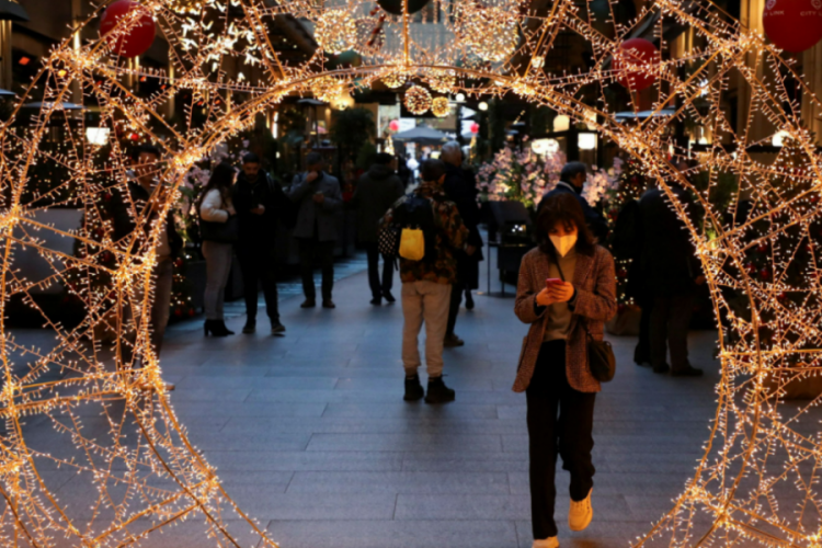 Yunanistan'da yılbaşı etkinliklerine koronavir&uuml;s engeli