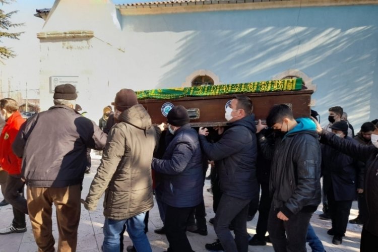 Donarak &ouml;len &ccedil;ift&ccedil;i g&ouml;zyaşları i&ccedil;inde toprağa verildi