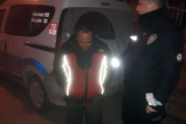 Donmak &uuml;zereyken bulunan adam ailesine teslim edildi