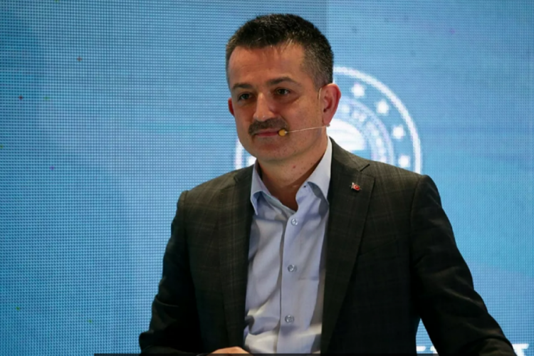 Bakan Pakdemirli: Hayvan hayat sigortalarında y&uuml;zde 16 indirim yapıldı