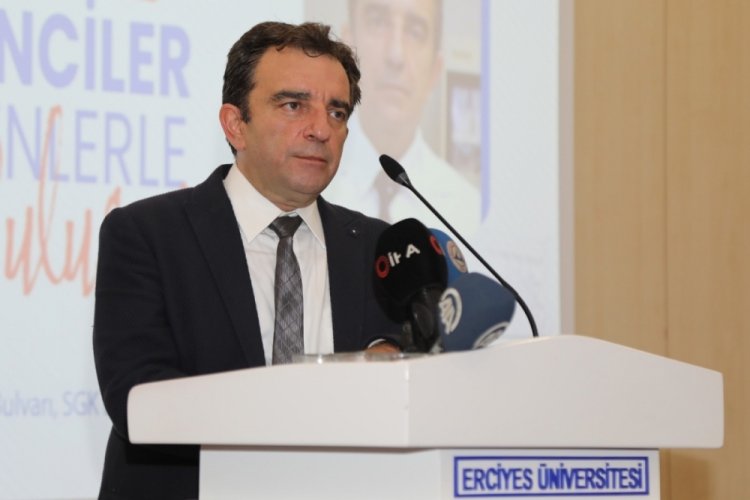 Prof. Dr. Aykut &Ouml;zdarendeli: "TURKOVAC'ın y&uuml;zde 100 koruyucu olduğunu biliyoruz"