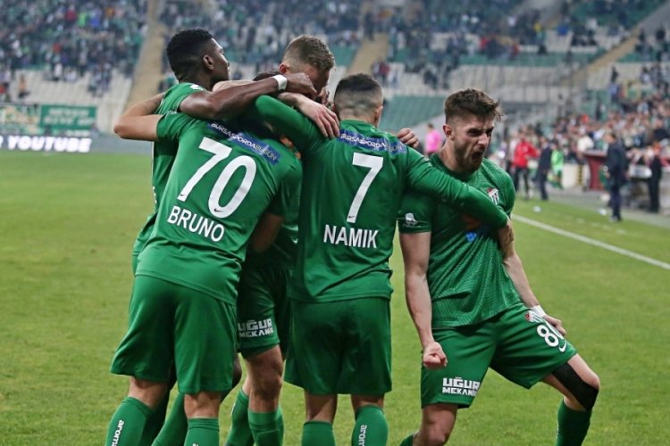Bursaspor Nasadoge Menemenspor'a konuk oluyor