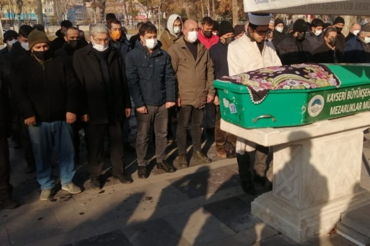 Muğla Fethiye'de &ouml;ld&uuml;r&uuml;len Derya, Kayseri'de toprağa verildi