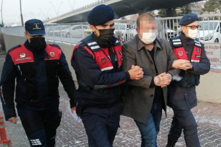 Kayseri'de evde &uuml;rettiği&nbsp;20 litre sahte i&ccedil;kiyle yakalandı&nbsp;
