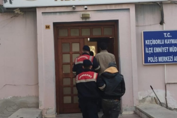 Su vanası hırsızları yakayı ele verdi: 3 g&ouml;zaltı