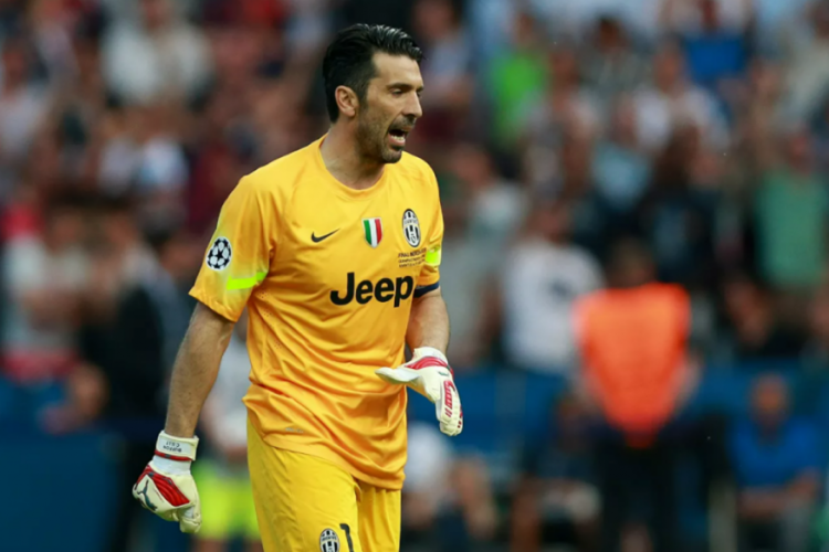 Buffon'dan Ronaldo'ya şok s&ouml;zler: O geldikten sonra takım &ouml;zelliğimizi kaybettik