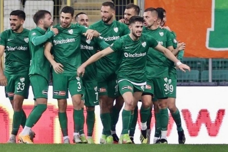 Bursaspor, İzmir'de &ccedil;ıkış arıyor
