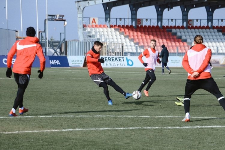 &Uuml;mraniyespor, Gen&ccedil;lerbirliği'ni ağırlayacak