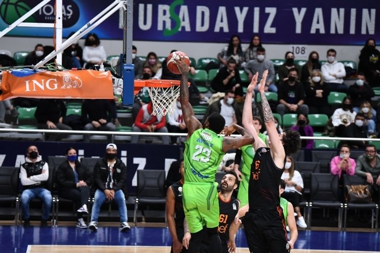 TOFAŞ sahasında Galatasaray NEF'a mağlup oldu