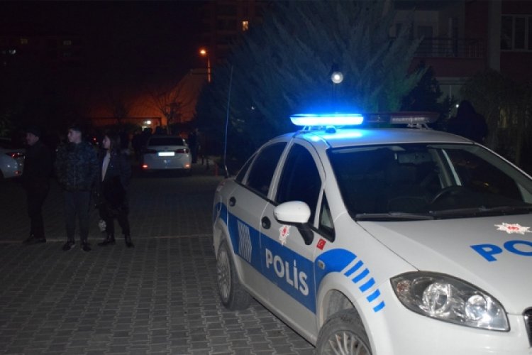 Yalnız yaşayan polis memuru evinde &ouml;l&uuml; bulundu