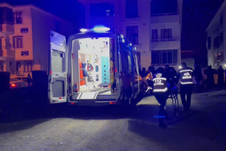 Kadın &ouml;ğretmen, kardeşi tarafından katledildi