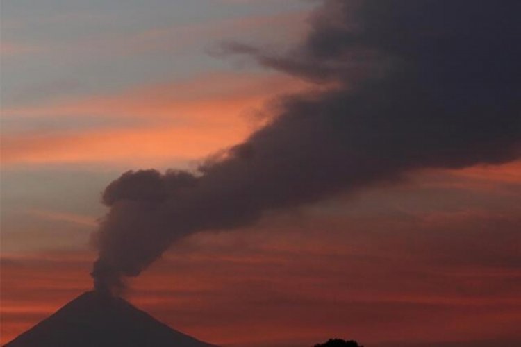 Popocatepetl Yanardağı'nda patlama oldu