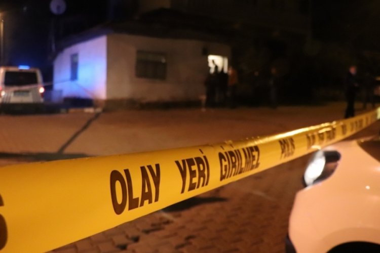 Eşi geri gelsin diye kendini rehin aldı, t&uuml;fek boş &ccedil;ıktı