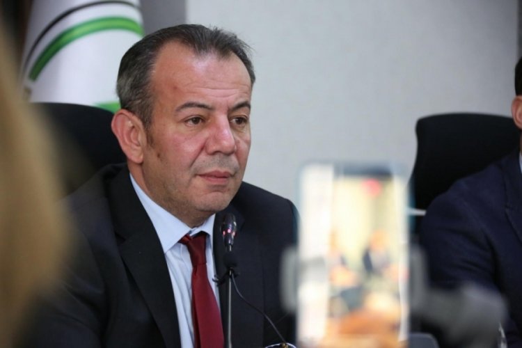 Belediye Başkanı Tanju &Ouml;zcan'dan hakaret ve k&uuml;f&uuml;r iddiasıyla su&ccedil; duyurusu