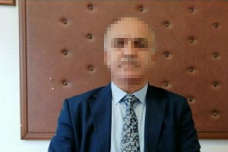 İstanbul Kadık&ouml;y'de &ouml;ğrencilerin kulaklarını &ccedil;eken okul m&uuml;d&uuml;r&uuml; hakkında soruşturma