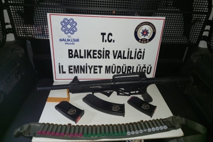Balıkesir'de 118 aranan kişiden 37'si tutuklandı