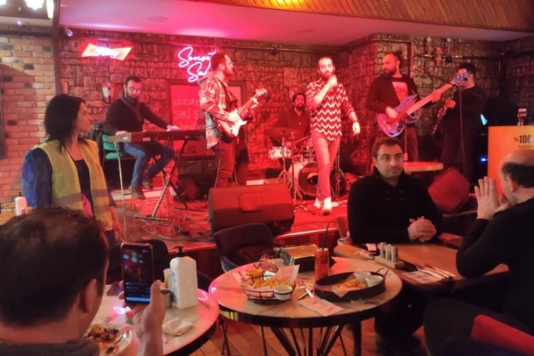 Bursa'daki bu konserin bileti mama!