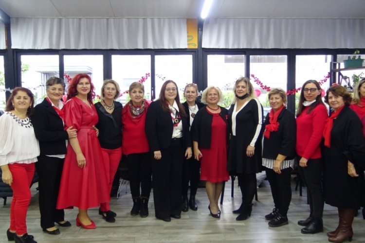 Bursa'da otizmli &ccedil;ocuklar doyasıya eğlendi
