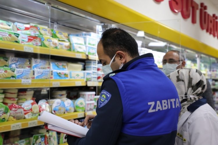 Bursa'da Gemlik Zabıtası vatandaşın yanında