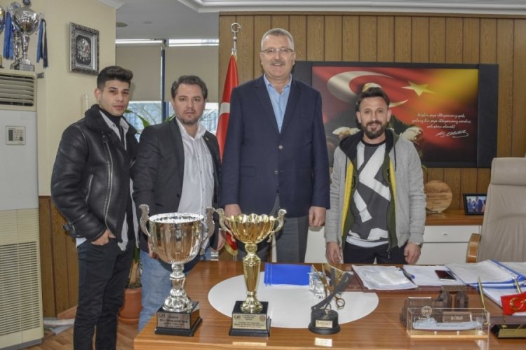 Bursa Karaca Show Takımından Golden Hair Festivalinde başarılı performans