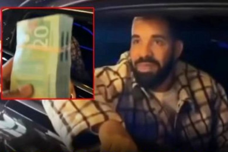 D&uuml;nyaca &uuml;nl&uuml; rap&ccedil;i Drake, deste deste para dağıttı