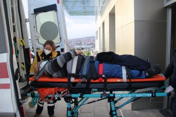 Tekirdağ'da motor ile otomobil birbirine girdi: 1 yaralı