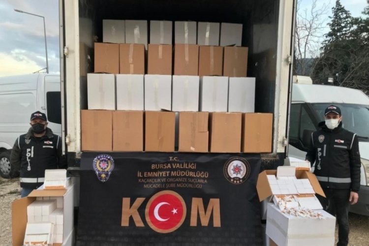 Bursa'da sahte i&ccedil;ki operasyonu! Tam 2 ton 400 litre