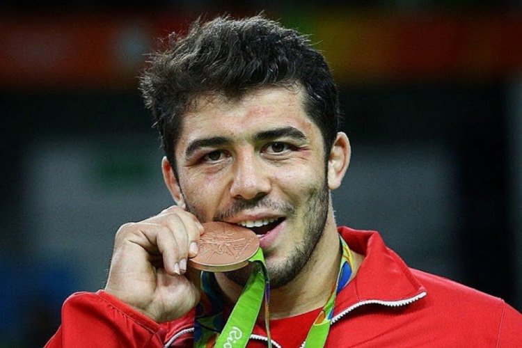 Cenk İldem, aktif g&uuml;reş hayatını sonlandırdı