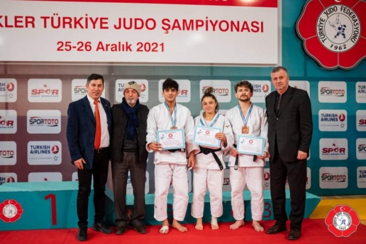 Osmangazili judocular madalyaya doymuyor
