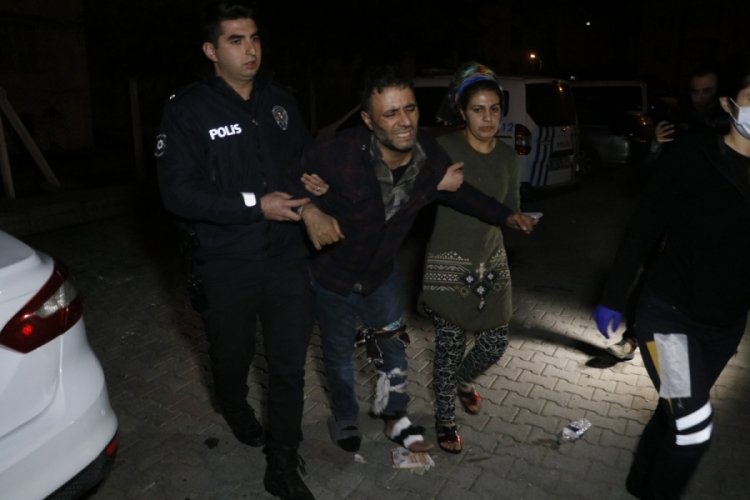 K&uuml;f&uuml;rl&uuml; konuşan komşusu evi basıp vurdu
