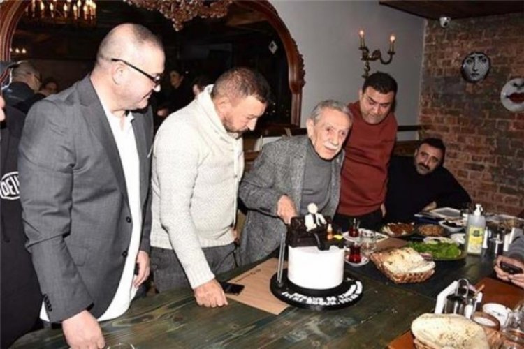 Aydemir Akbaş: 95 yaşına gelmeden &ouml;lmeyeceğim