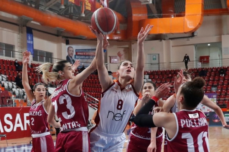 Galatasaray, sahasında Elazığ İl &Ouml;zel İdare'yi yendi