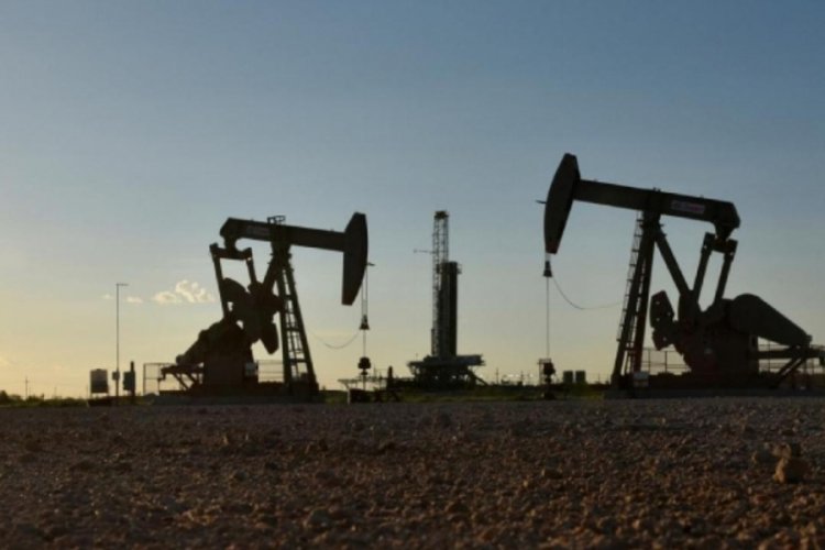 Brent petrol&uuml;n varil fiyatı 79,19 dolar