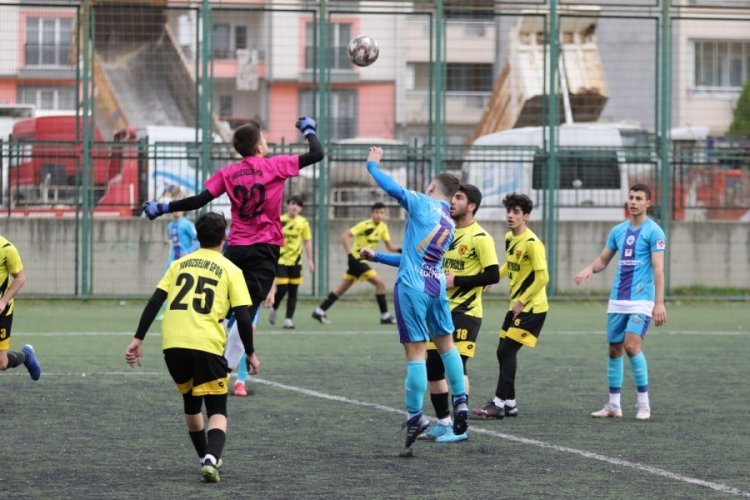 Bursa'da Gemlik Belediyespor puanları paylaşmaya razı oldu