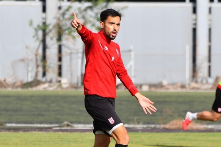 Balıkesirspor'da Cemal Kızılateş'le yollar ayrıldı