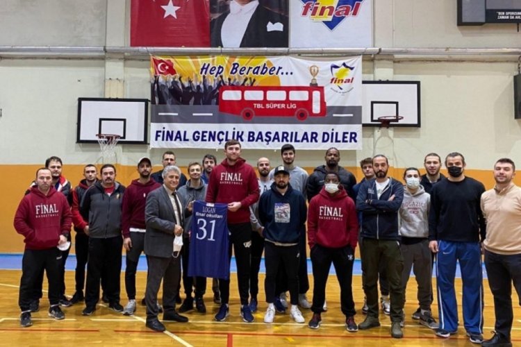 Finalspor, Logan Routt'a veda etti