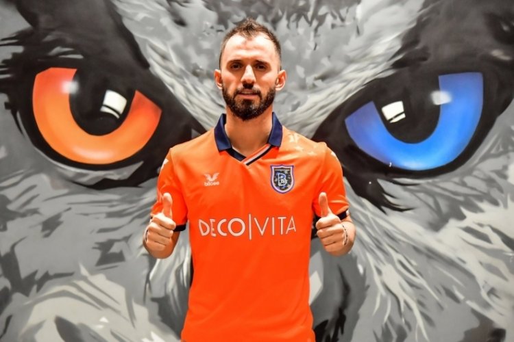 Medipol Başakşehir, Emre &Ccedil;olak'ı a&ccedil;ıkladı