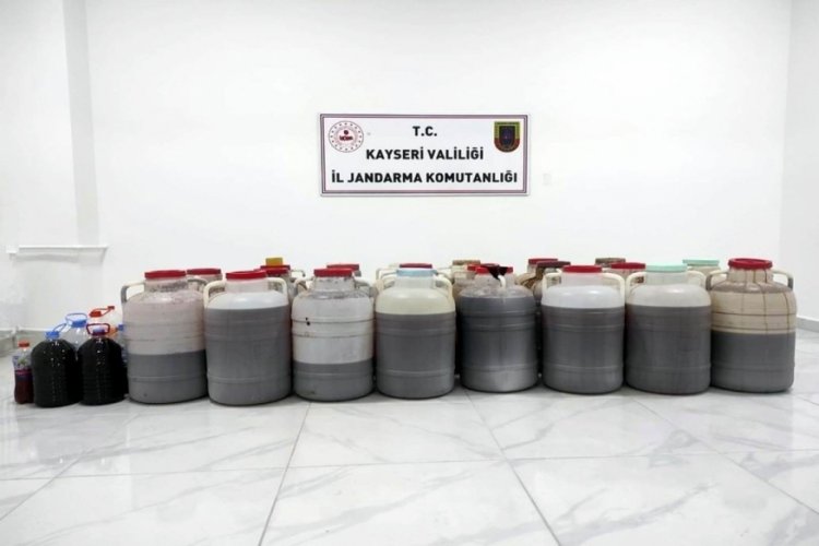 Kayseri'de 495 litre ka&ccedil;ak alkol ele ge&ccedil;irildi