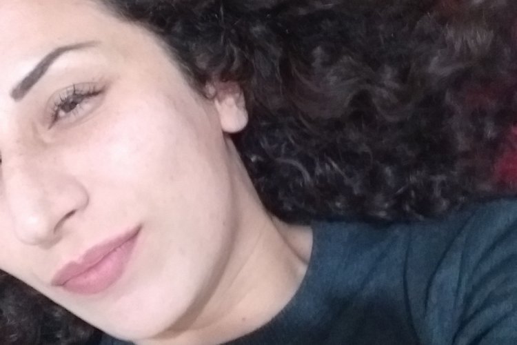 İrem,&nbsp;uyuşturucu tedavisi sonrası&nbsp;hastane bah&ccedil;esinde &ouml;l&uuml; olarak bulundu