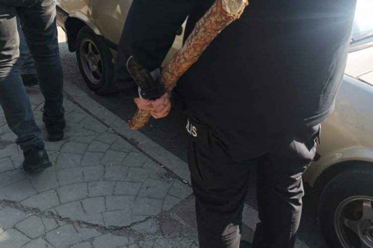 Adıyaman Adliyesinde bı&ccedil;aklar ve sopalar konuştu