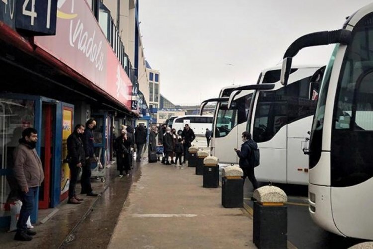 Yılın son g&uuml;n&uuml;nde otogar yoğunluğu